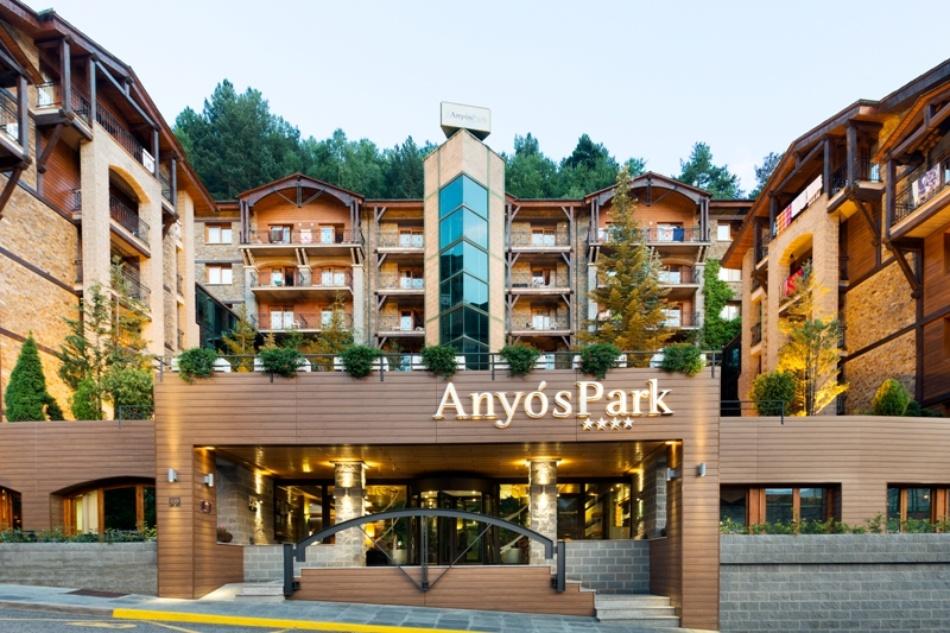 Aparthotel Anyospark Mountain & Wellness Resort La Massana Bagian luar foto