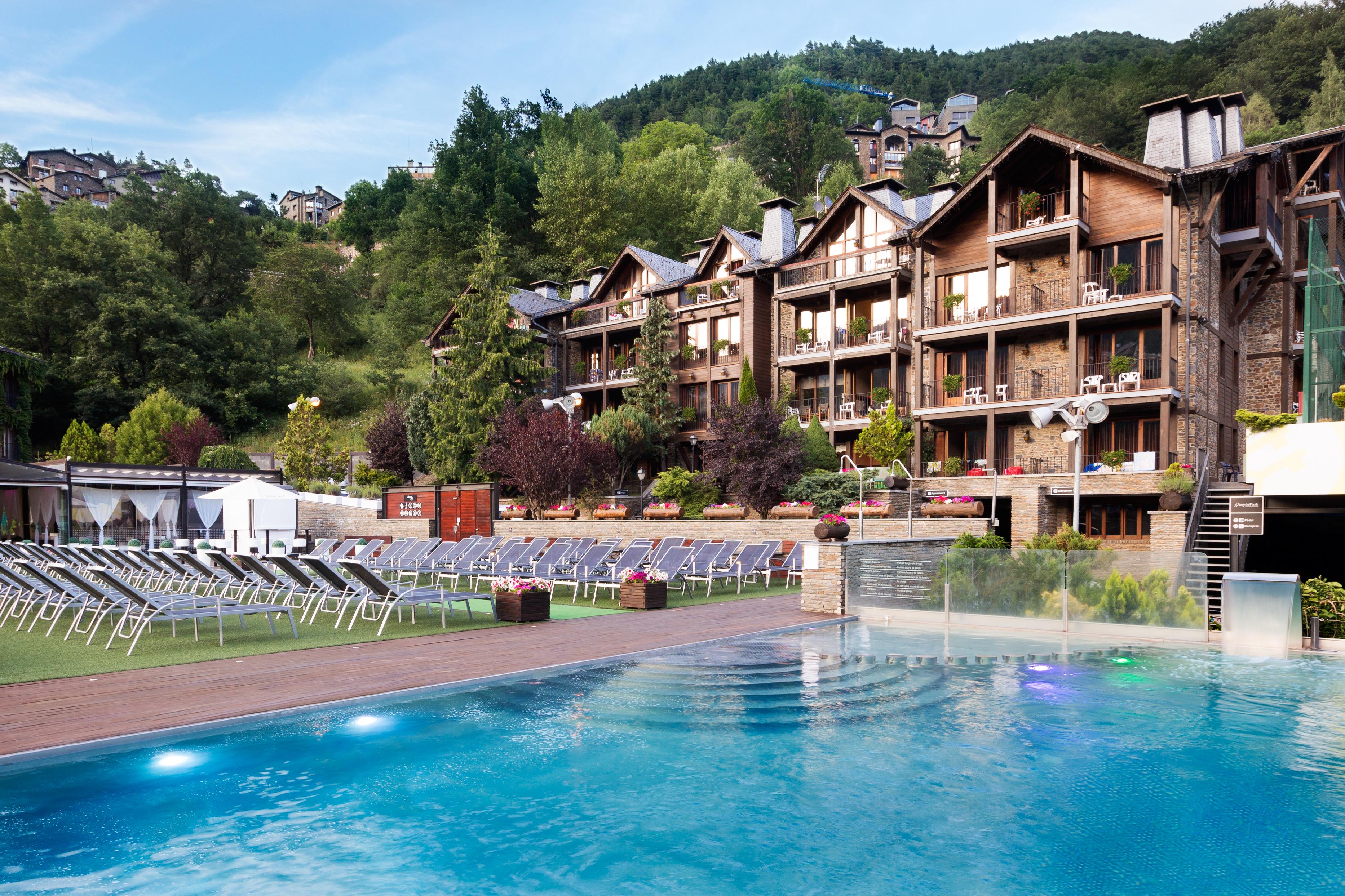 Aparthotel Anyospark Mountain & Wellness Resort La Massana Bagian luar foto
