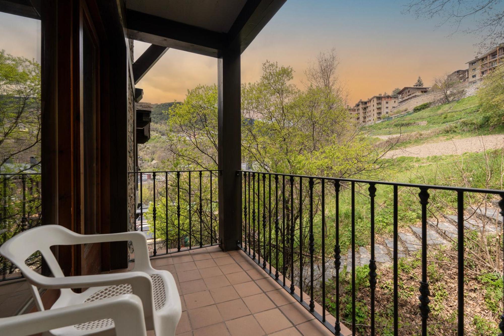 Aparthotel Anyospark Mountain & Wellness Resort La Massana Bagian luar foto