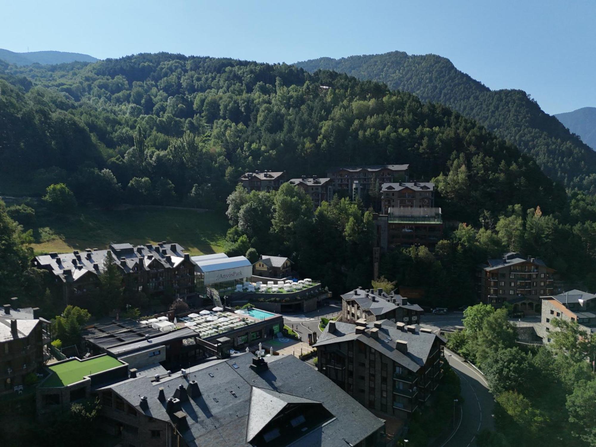Aparthotel Anyospark Mountain & Wellness Resort La Massana Bagian luar foto